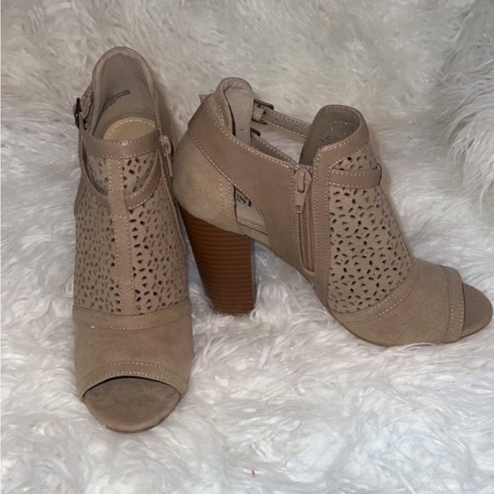Tan boots
